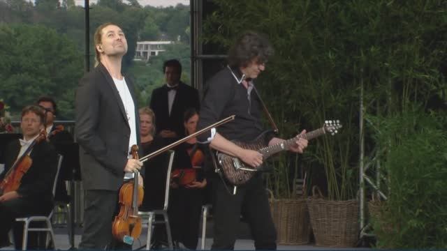 David Garrett - Child's Anthem смотреть онлайн