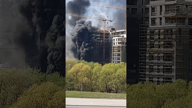Пожар в Москве 24.04.23г. смотреть онлайн