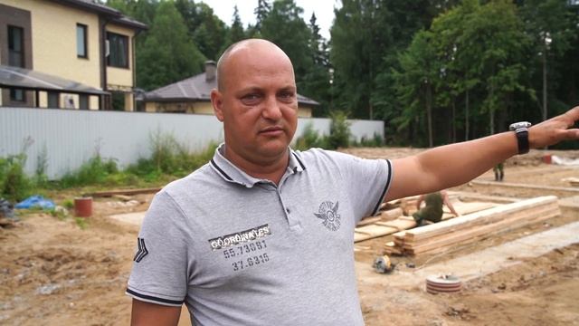 КАК ПОСТРОИТЬ СОВРЕМЕННЫЙ БАРНХАУС ДЛЯ СЕМЬИ. ВЫБОР СТРОИТЕЛЕЙ. ЛУЧШИЙ ФУНДАМЕНТ ЗА 20 ДНЕЙ. #2 смотреть онлайн