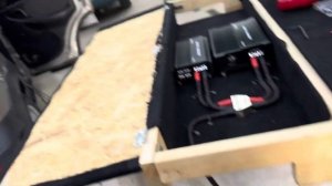 Добавляем усилители в аудиосистему + сабвуфер в коробе. Бюджетный и мощный автозвук в Ниву