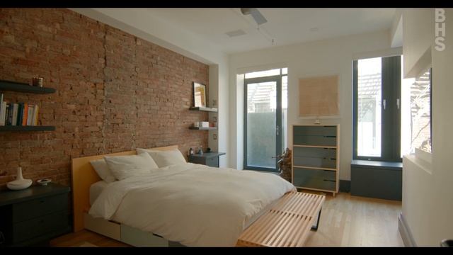345 West Broadway #5 - Soho, NYC смотреть онлайн