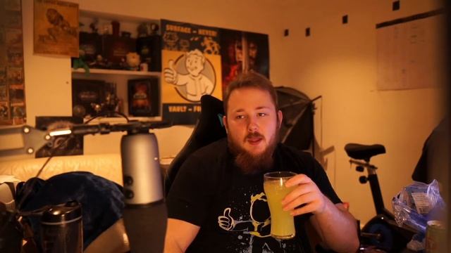 Sneak Sour Apple Tub l Energy Drink Review! смотреть онлайн