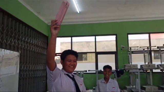 TUGAS PROJECT KELOMPOK 3-STEREOTIP (SMPN 36 BANDUNG) смотреть онлайн
