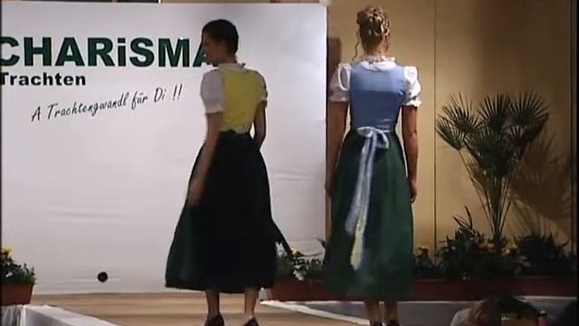 Charisma Modenschau Klassik 2_0001.wmv смотреть онлайн