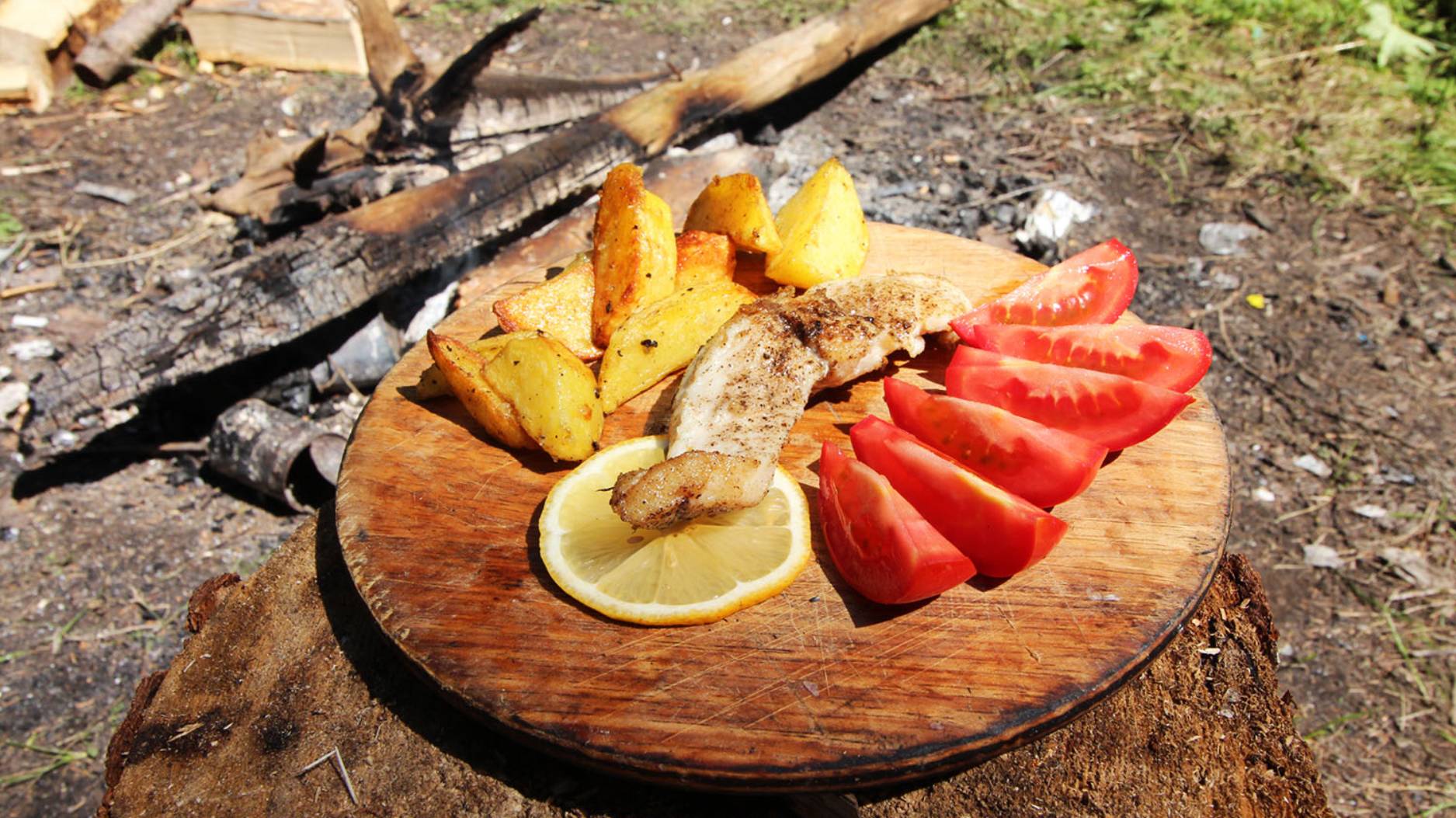 Жареная рыба с картошкой смотреть онлайн