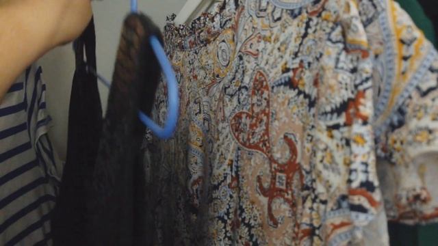 Мой летний гардероб и хранение одежды в шкафу смотреть онлайн