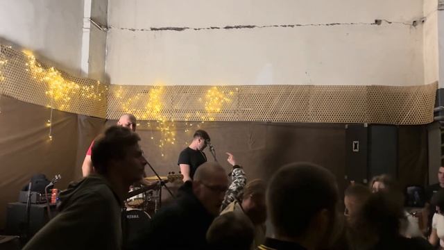 Noizy Boys - Панк рок сломает твою жизнь (live in Minsk, 28.10.2023) смотреть онлайн