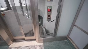 Sweden, Stockholm, Odenplan train station, 3X SMW elevator - going down to platform level