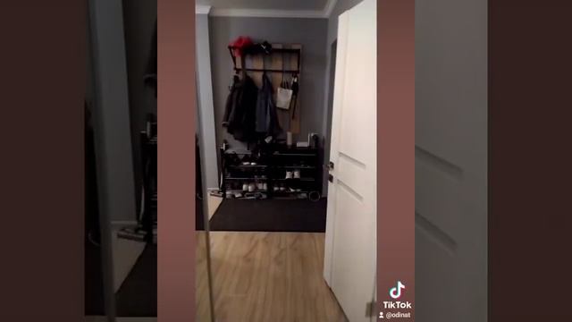 Продажа 2-комн квартиры 65 м2 в Строгино ! Рядом пляж, река. смотреть онлайн