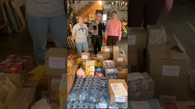 гуманитарная помощь беженцам из Донбасса смотреть онлайн