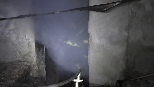 м.Львів: вогнеборці ліквідували пожежу в підвалі житлового будинку смотреть онлайн