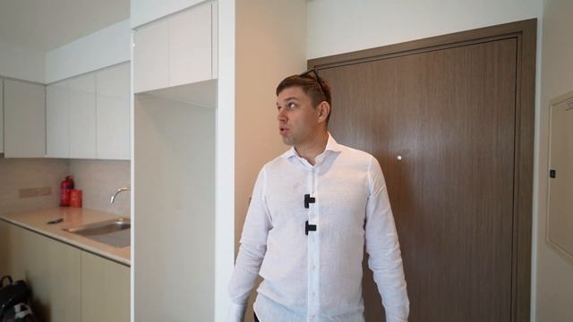 Получаем ключи от застройщика Emaar в Downtown.