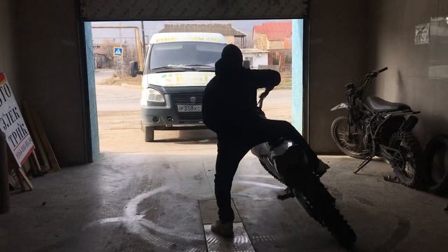 Эндуро Избербаш . Осман исполняет . смотреть онлайн