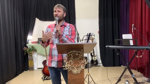 «Почему я не люблю смирение?» (проповедь 30.10.22) смотреть онлайн