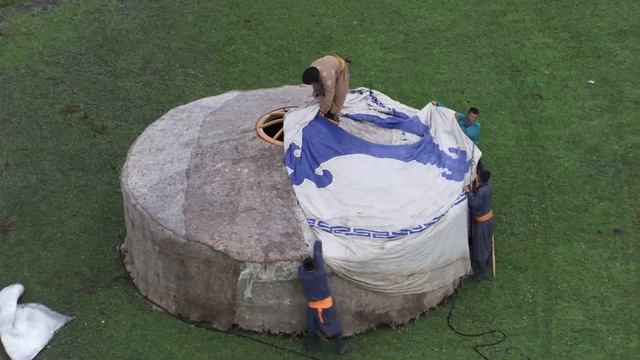 Own It 2 Globetrotters_5_5