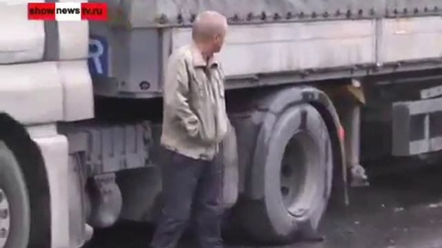 Фура из Бобруйска обезжопила Логан
