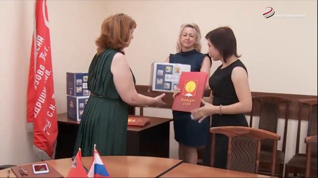 Четырем юным жителям Серпухова вручили ключи от квартир смотреть онлайн