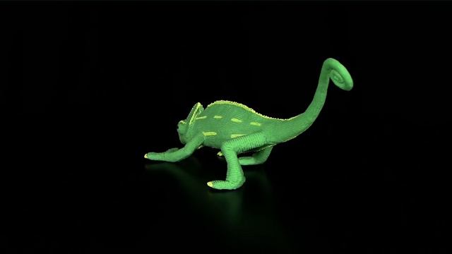 Safari Ltd. ® Veiled Chameleon Baby / Jemenchamäleon Jungtier - 360° смотреть онлайн