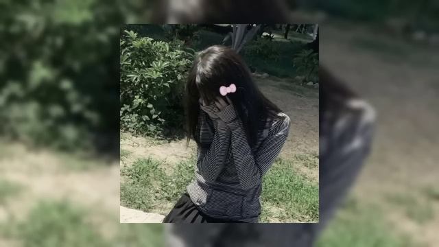 LonelyStash, Готлиб - На стол (speed Song) /прям на стол она расселась/