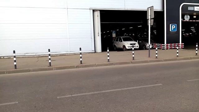 Шопинг беженцев . Кто-то голодный 😏 смотреть онлайн