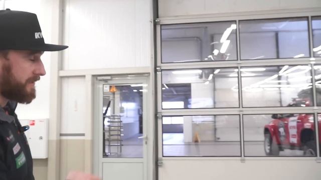 АРКТИЧЕСКАЯ ЭКСПЕДИЦИЯ, НА МАШИНЕ ИЗ АРКТИКИ В ЕВРОПУ. ЦЕХ СБОРКИ Arctic Trucks 4x4. Часть#30 смотреть онлайн