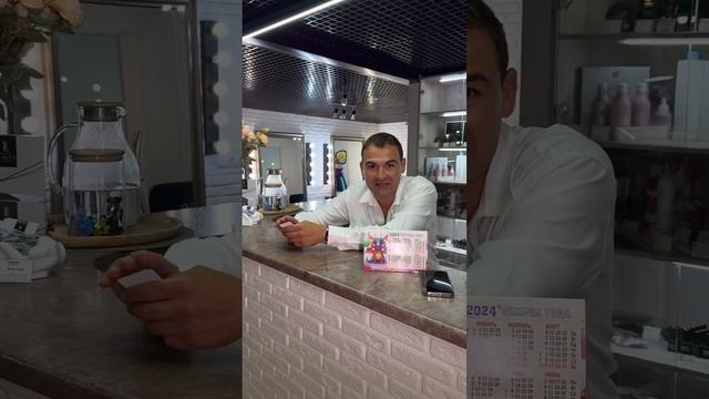 Вы знаете с кем поделиться этим видео#работавдонецке#работаманикюр#работапарикмахер#континент#донец смотреть онлайн