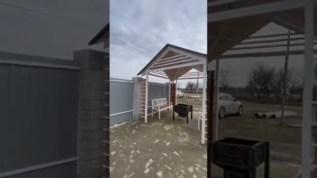 Первый из двух домов проекта 