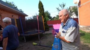 VLOG День Рождения Кости 55 лет. Незадуваемые свечки. Гости