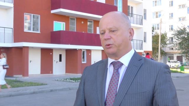 В День города астраханцы получили ключи от новых квартир смотреть онлайн