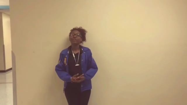 Yaya-wants-a-bite-of-the-big-apple смотреть онлайн