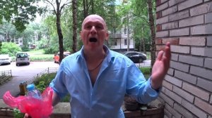 УМНЫЙ ДОМОФОН НЕ ПУСКАЕТ ЛЮДЕЙ ДОМОЙ ⛔