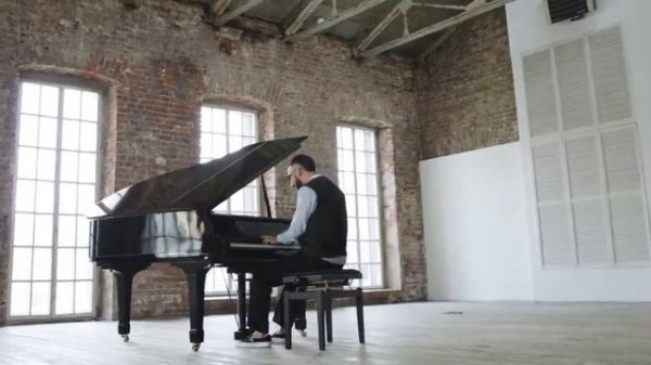 L'One - Медленно (премьера клипа, 2018)