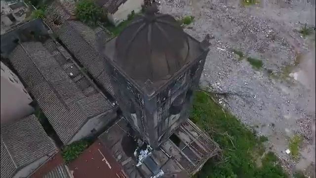 the old building in Shenzhen ,China смотреть онлайн