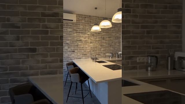 Евротрешка у метро Тимирязевская смотреть онлайн