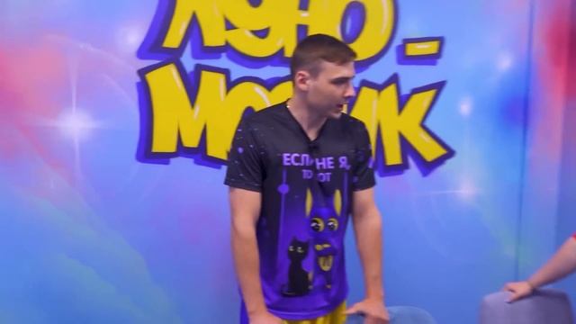 Следим за Младшим Братом 24 часа ! смотреть онлайн