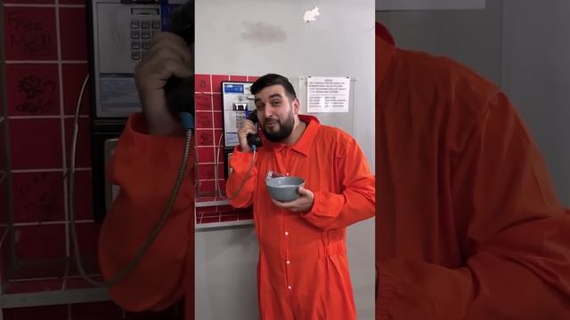 Как приготовить брауни в тюрьме!?