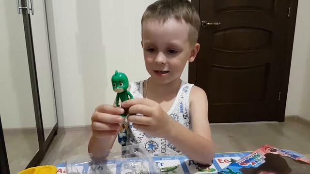 Распаковка героев в масках смотреть онлайн