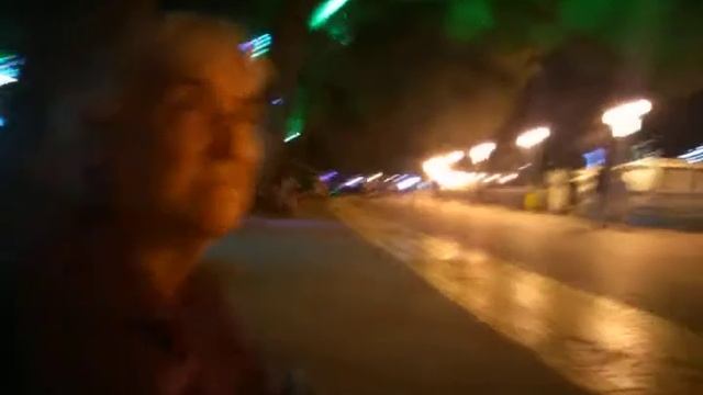 Вечерний Геленджик. Набережная. Хорошая музыка смотреть онлайн