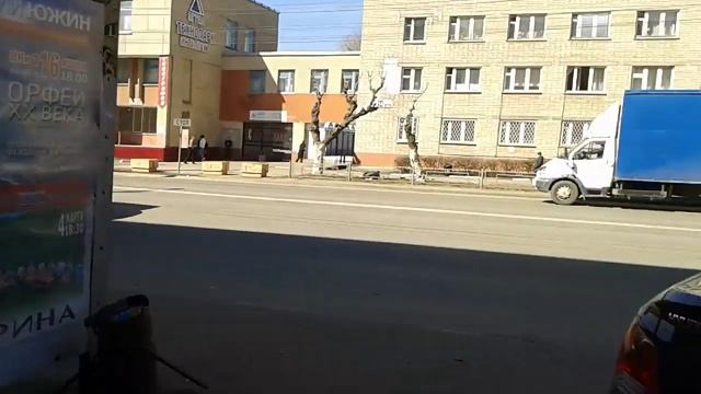 зачем он на остановку заехал? смотреть онлайн