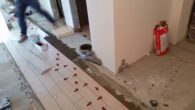 Укладка плитки с СВП. Time Lapse