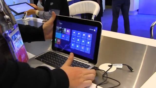 HP Envy X2 Clover Trail Z2760 Windows 8 Tablet - Hands On смотреть онлайн