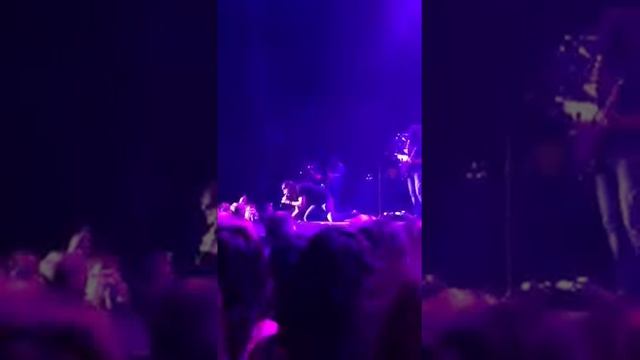 Dierks Bentley Settle for a Slowdown смотреть онлайн