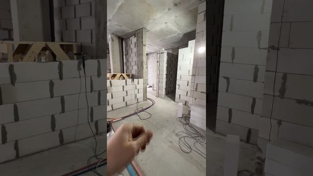 Ремонт квартиры в ЖК Резиденции Сколково: День 3, возведение перегородок смотреть онлайн