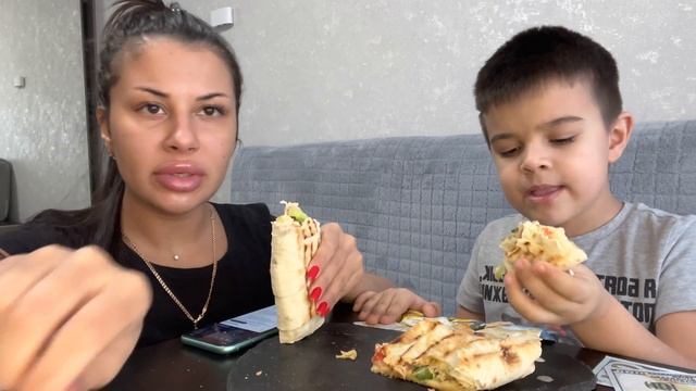 МУКБАНГ С ШАУРМОЙ🌯😍Тимур снова с нами ❤️ смотреть онлайн