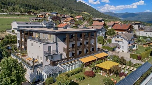 Hotel Kristall, Falzes, Italy смотреть онлайн