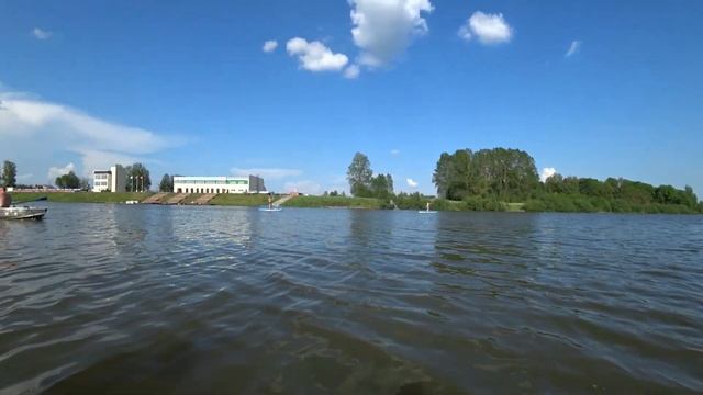 Купили Сап - борд покатушек по Чёрному морю. Обкатываем на р. Кострома. Скоро в отпуск. смотреть онлайн