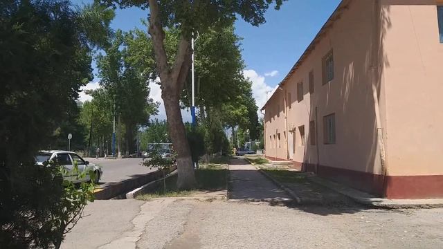 Хонай фуруши дар Ш Турсунзода 4 ,4 метр аст 2 этажда як хонага смотреть онлайн