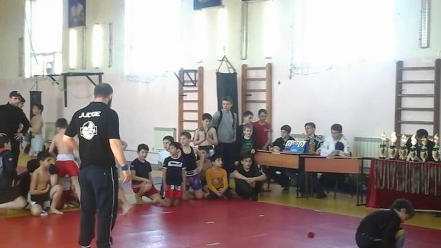 Спорт комитет города Грозного.Гацаев Т.и Рахим смотреть онлайн