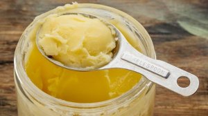 Топленое масло, приготовленное в духовке.