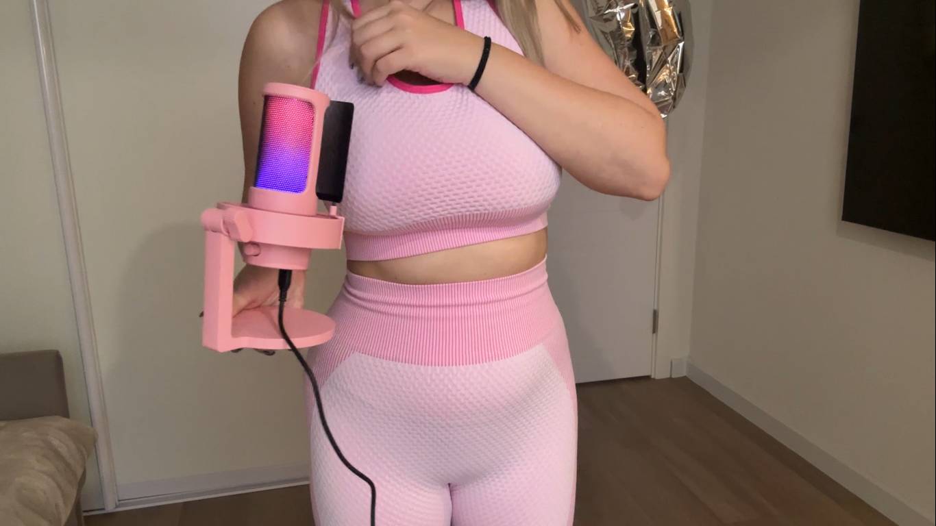 АСМР СКРЕТЧИНГ ПО СПОРТИВНОМУ КОСТЮМУ ТОПУ ЗВУКИ ОДЕЖДЫ смотреть онлайн